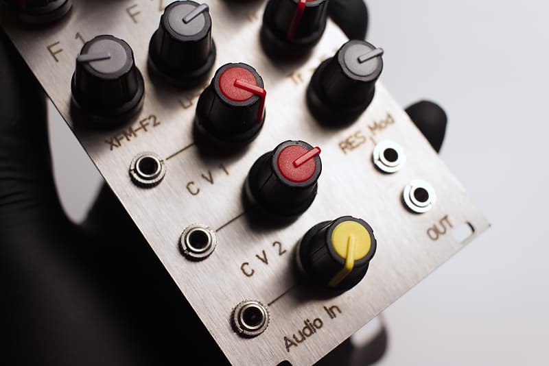 klangbau koln twin peak モジュラーシンセ Klangbau Köln Twin Peak Filter | ModularGrid Eurorack