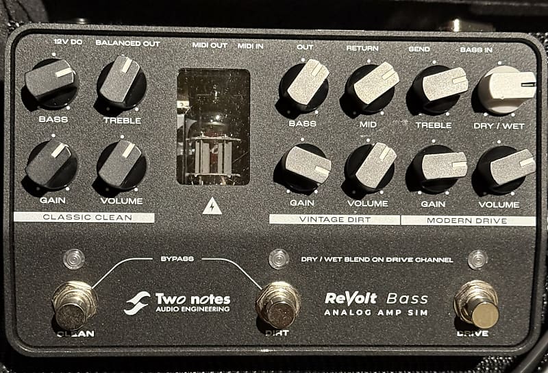 Two Notes ReVolt Bass