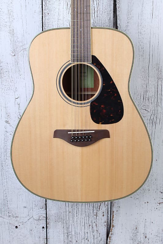 Yamaha FG820 12-String Acoustic Guitar : : Musical Instruments,  Stage & Studio