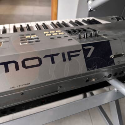Yamaha MOTIF 7 workstation image 8