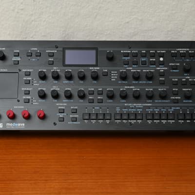 Korg Modwave M Wavetable Synthesizer Rackmountable/Mint/Free Ship