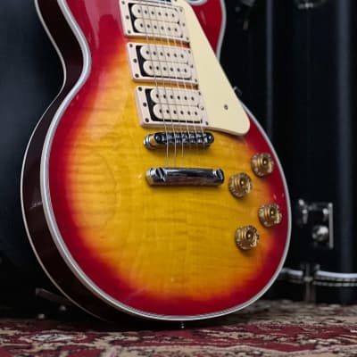 Gibson Ace Frehley Signature Les Paul Custom 1997 - Cherry Sunburst image 2