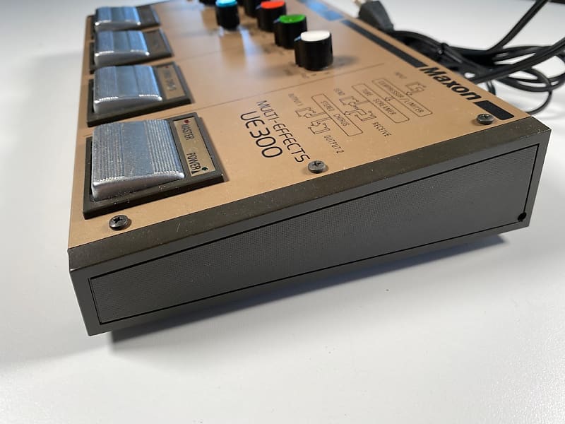 Maxon UE300 Multi-Effects '80s MIJ Guitar Effects Pedal Made