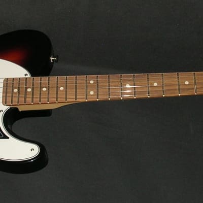 Fender Player Telecaster Pau Ferro Fingerboard 3-Tone Sunburst Bonus Fender Deluxe Case image 2
