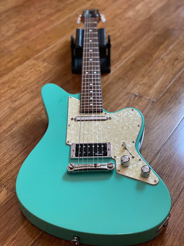 非常に高い品質 【希少・美品】Charvel OC-55 Surf Green エレキギター 