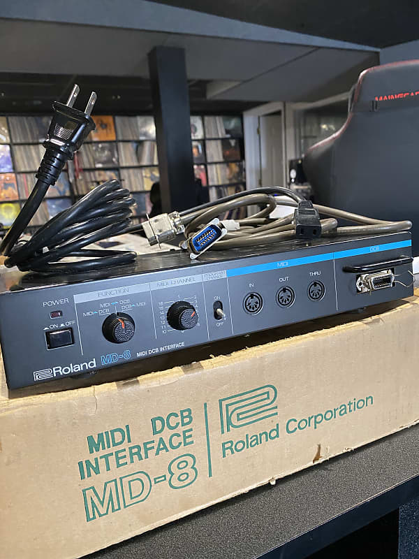Roland MD-8 (Tested and Original Box) image 1