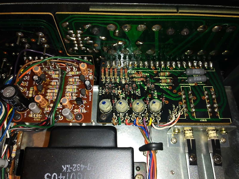 Marantz 4000 Quad Pre Amp 1973-77 Silver/woodgrain | Reverb