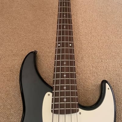 Fret-King  Perception 5-String Bass Black with white scratch plate image 16