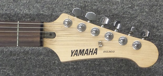 Yamaha eg303 outlet guitar