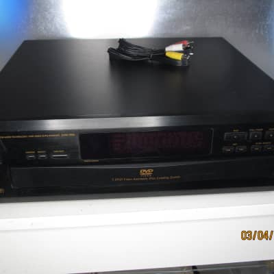 Denon Model DVM-1800 5 Disc Changer - Audio CD's and DVD's  -  w 24-bit, 96-kHz D/A Audio Converter image 2