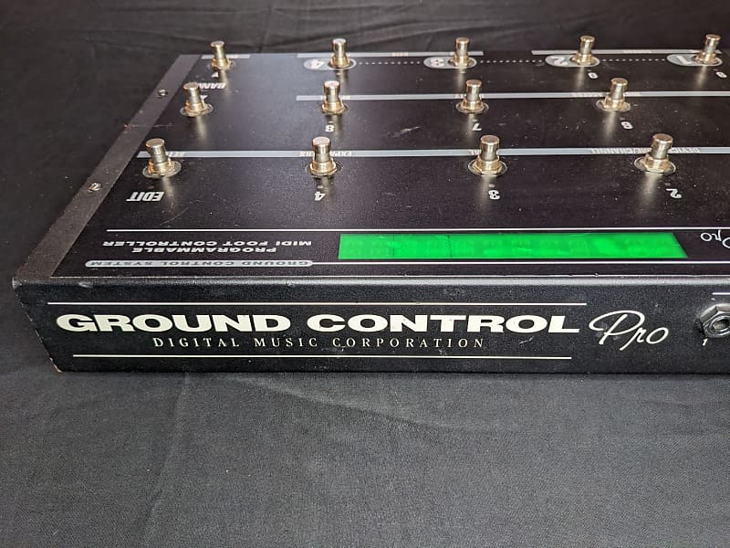 グランドコントロール プロ&スイッチャーGCX Voodoo Lab Ground Control Pro, GCX Audio Switcher with 25