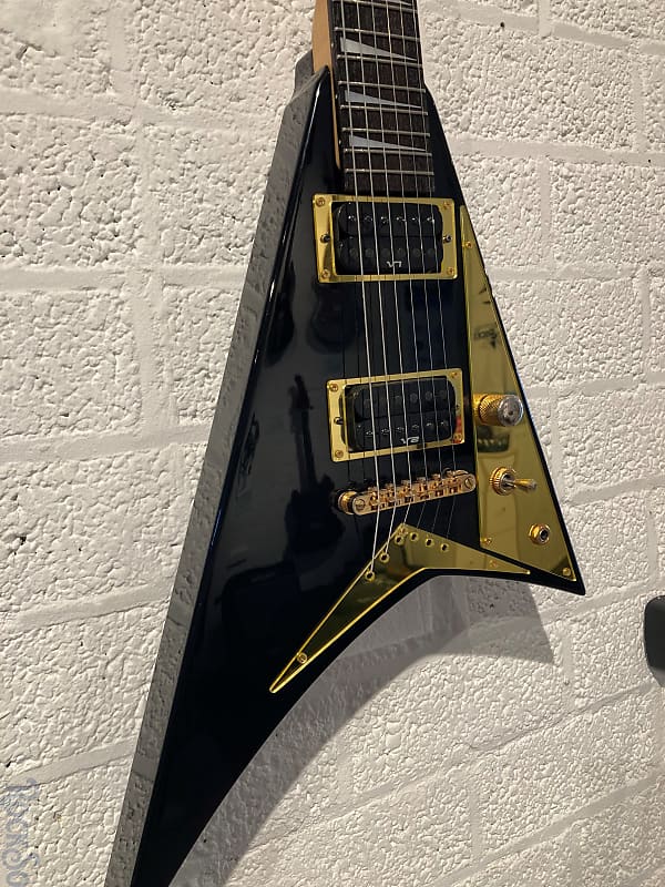 Randy Rhoads Frying V Charvel レア 日本製】Randy Rhoads Frying V Charvel レア - メルカリ