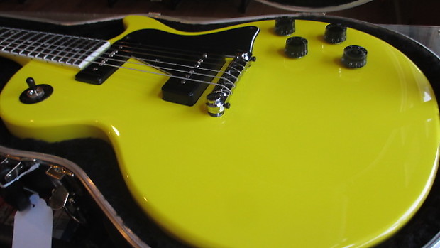 Tokai Les Paul Special 2 P90 s in Yellow w Hard Shell Case