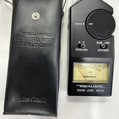 Radio Shack Sound Level Meter 33-2055 1990 - black plastic image 1