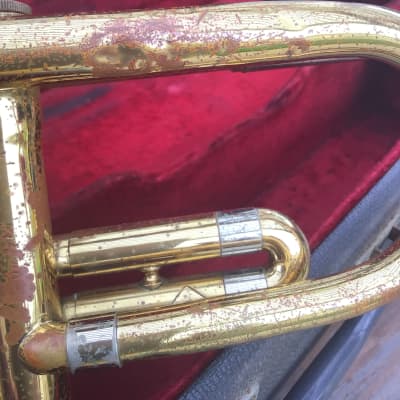 Buescher Aristocrat Trumpet 1963 - Patina gold, 2 mouthpieces image 6