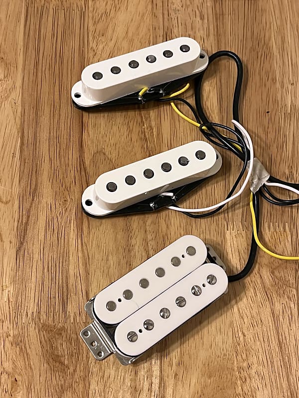 Fender Player Series Alnico HSS Pickup Set - 2020s | Reverb