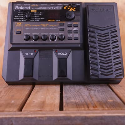 Roland GR-20 Electric Guitar Synthesizer with Roland GK-3 Divided Pickup (Used)
