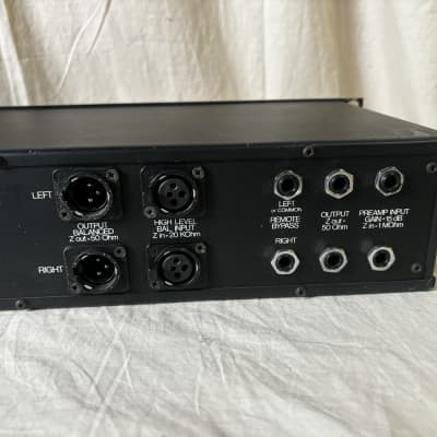 TC Electronic TC 2240 2-Channel Parametric Equalizer 