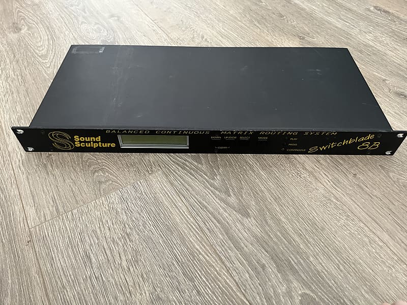 Sound Sculpture Switchblade 8B Black Reverb