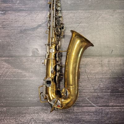 Akai saxophone discount