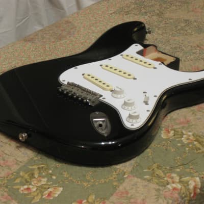 Vintage Fender Japan Stratocaster 62 Reissue Loaded Guitar