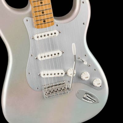 Fender H.E.R. Stratocaster Maple Fingerboard Chrome Glow image 3