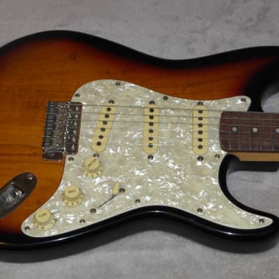 1997 Fender Squier Pro Tone ProTone Stratocaster Fender 3 Tone Sunburst All Original With Gig Bag! image 2