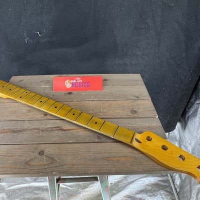 Real Life Relics Allparts Telecaster® Bass 51/54 P Bass Neck TBMO Fender® Licensed Amber Aged Nitro Lacquer