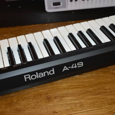 Roland A-49 MIDI Keyboard Controller 2014 - Present - Black image 5