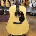 Martin D-18 Standard Series Sitka Spruce/Mahogany Dreadnought Acoustic Guitar w/Hard Case