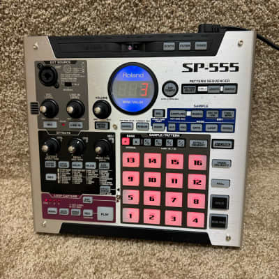 Roland SP-555 Sampler