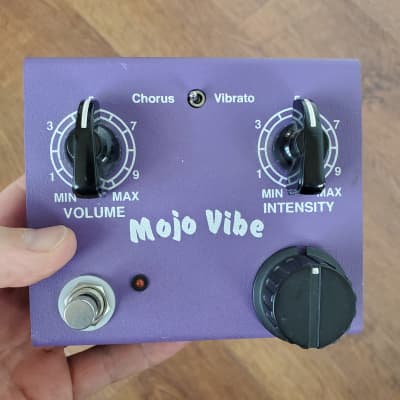 Sweet Sound Mojo Vibe Vibrato and Chorus Pedal | Reverb