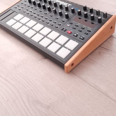 Solid Oak Replacement End Cheeks For Dave Smith Instruments Tempest DSI from Synths And Wood