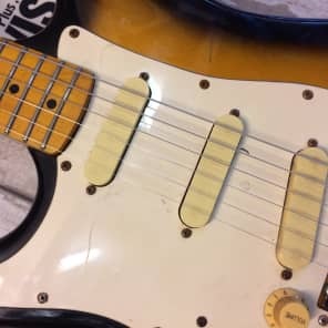 Hondo Fame Series 760 1980s 2 Color Sunburst Left Handed Samick Vintage Guitar image 12