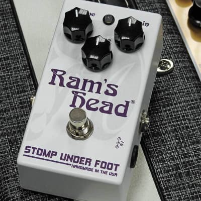 Stomp Under Foot Amherst Amherst '76 Ram's Head Big Muff Voilet