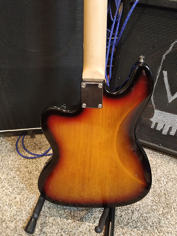 Harley Benton GuitarBass VS 30