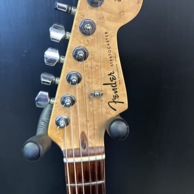 Fender Custom Shop Custom Classic Stratocaster 2001 - 3 Tone Sunburst image 4