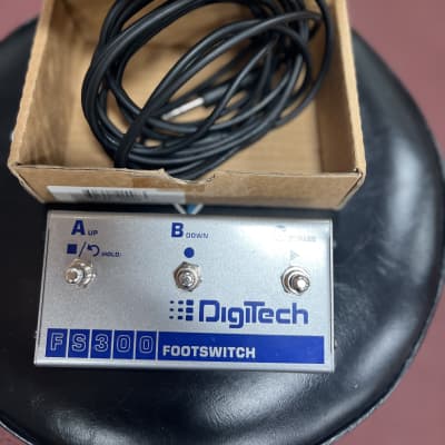 DigiTech FS300 3-Button Multi-Function Footswitch | Reverb