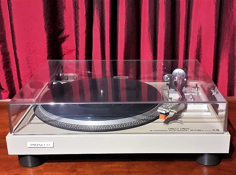 Pioneer PL-518 Direct-Drive Turntable 1978 Silver image 1