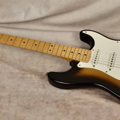 Vintage 1989 Fender 1957 Reissue V0 Stratocaster 57 AVRI Strat - Super Clean!! image 3
