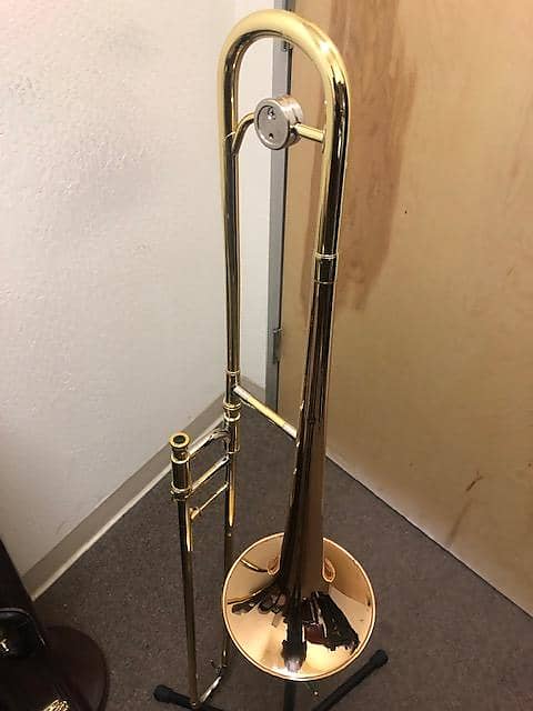 新作高評価kanstul　tenor trombone　品番記載なしですが　Model 750 に類似しています。 テナートロンボーン