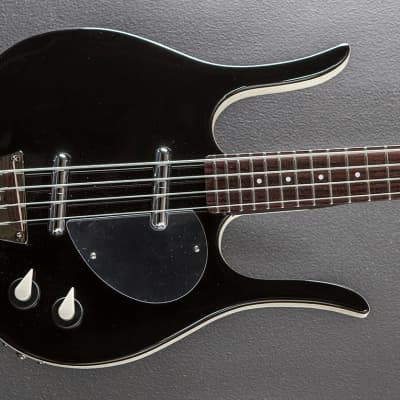 Danelectro '58 Longhorn Bass - Black image 1
