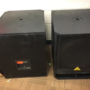 BEHRINGER EUROLIVE VP1800S サブウーファー ジャンク Behringer EUROLIVE VP1800S Professional 1600-Watt 18