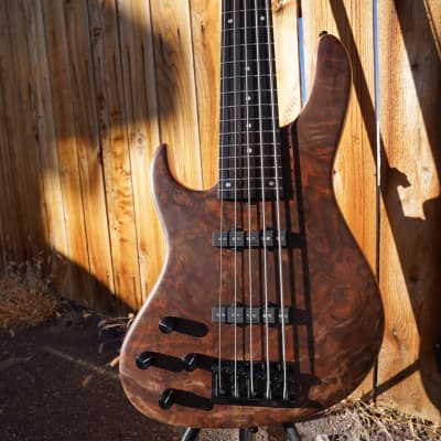 Sadowsky MetroLine Special Edition Modern 24 Walnut Top Left Handed 5-String Bass w/ Gig Bag NOS image 4