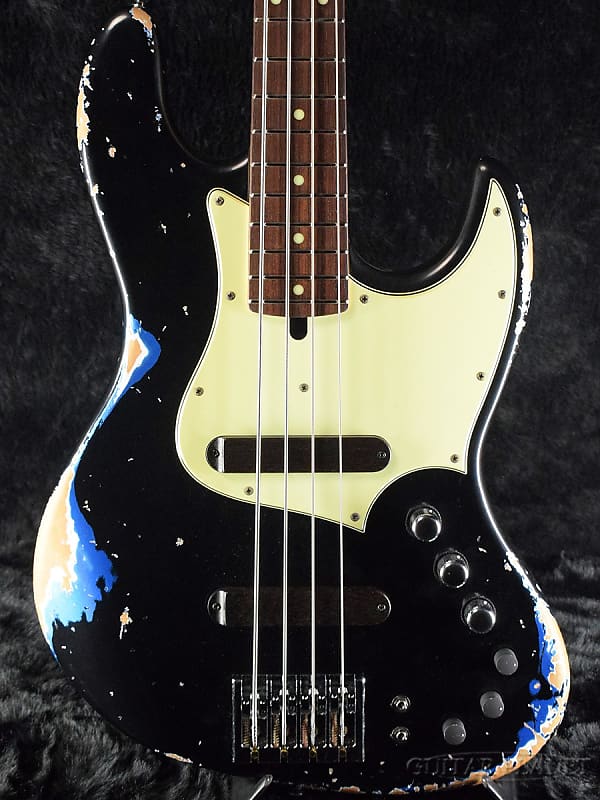 Xotic XJ-1T 4st Heavy Aged Lacquer -Black over Lake | Reverb Canada