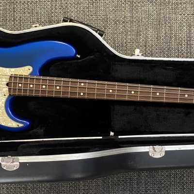 Fender Precision Bass Deluxe RW Fretboard 1995 Blue Burst image 3