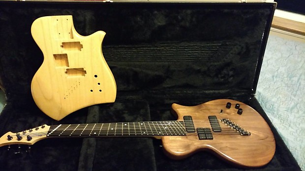 Novax 8 sales string guitar