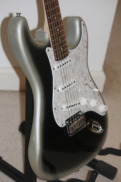 2005 squier standard hot sale stratocaster