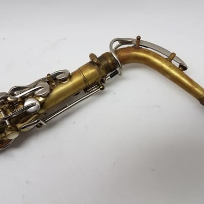 Selmer Bundy Alto Saxophone Brass, USA, Good Condition, with wear image 4
