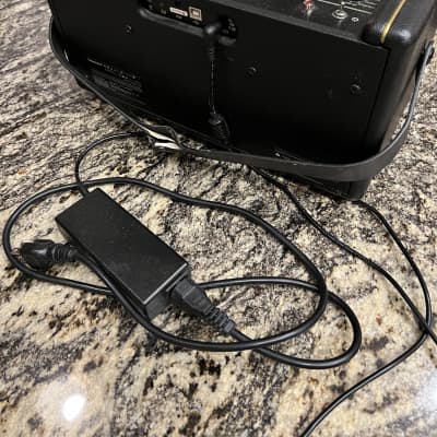 Positive Grid Spark 40 40-Watt 2x4" Modeling Guitar Combo 2020 - Present - Black image 5